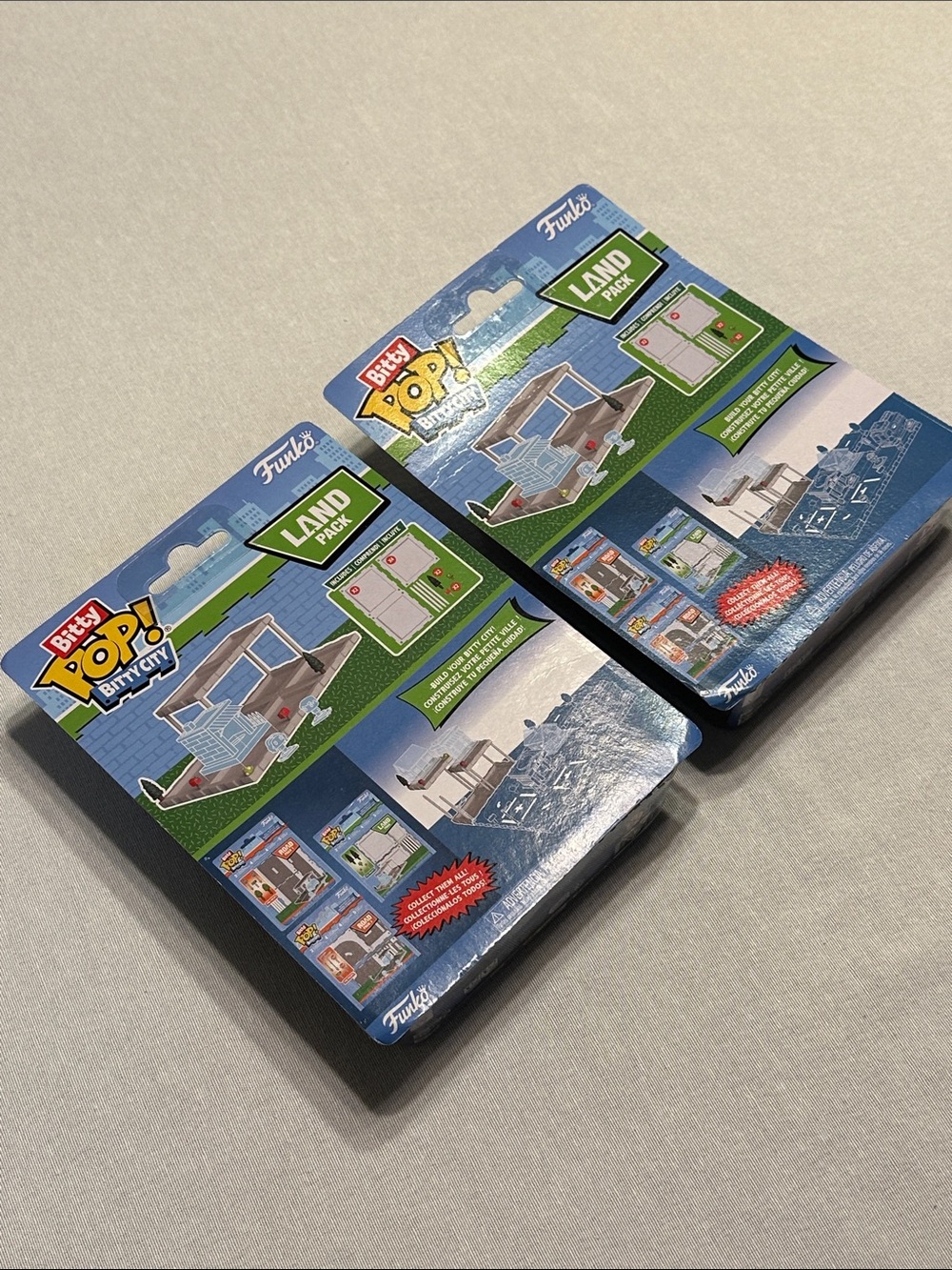 Funko Bitty Pop! Bitty City Land Pack Lot of 2 - Picture 3 of 5